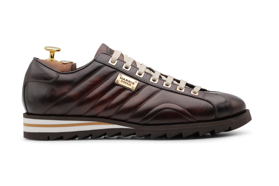 Leder -Turnschuhe