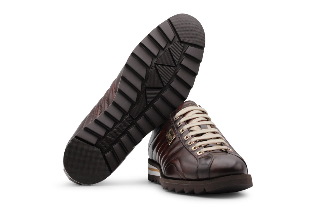 Leder -Turnschuhe