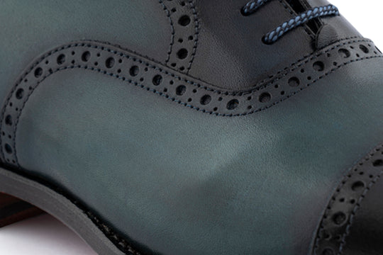 Cuero sombreado francés francés con detalles brogue