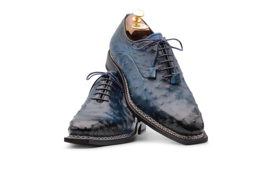 Precious leather stringed Norwegian processing