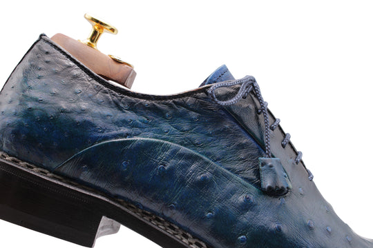 Precious leather stringed Norwegian processing
