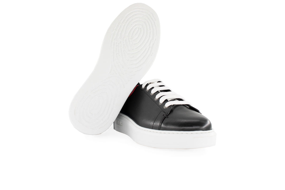 Leder -Turnschuhe