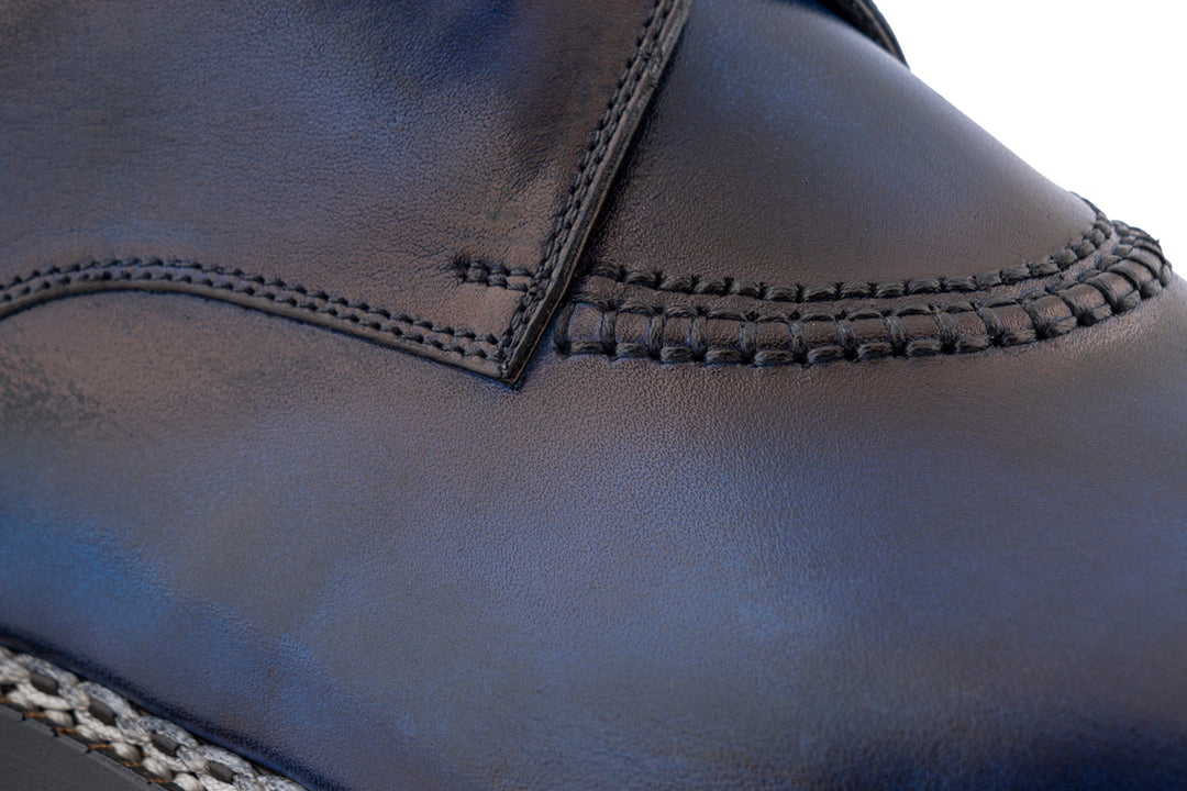 Derby hand painted with Norwegian workmanship