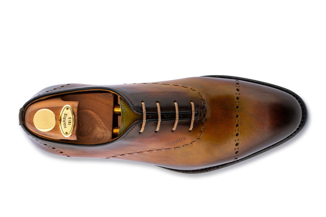 Handbemalte Brogues mit Handnaht