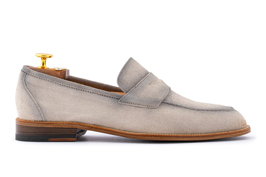 Mocassino in suede anticato a mano