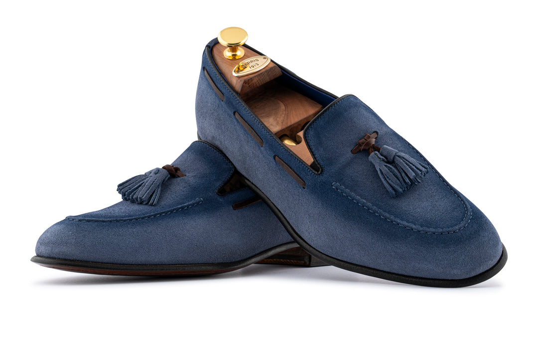 Mocassino in suede con pon pon