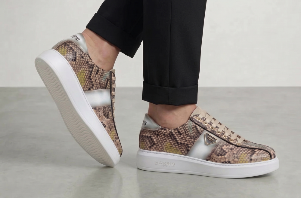 Mehrfarbige Python-Sneaker