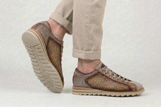 Sneakers in suede intrecciata