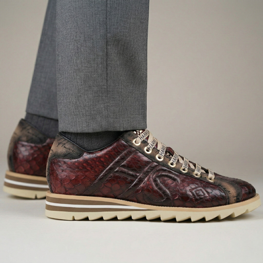 Sneakers aus Pythonleder