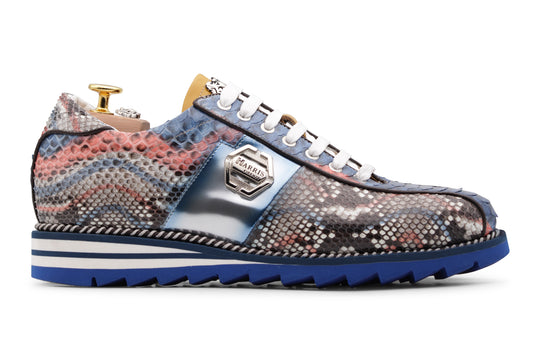 Turnschuhe mit kostbaren Lederdetails