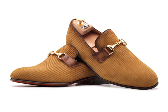 Mocassino in suede rigato con morsetto