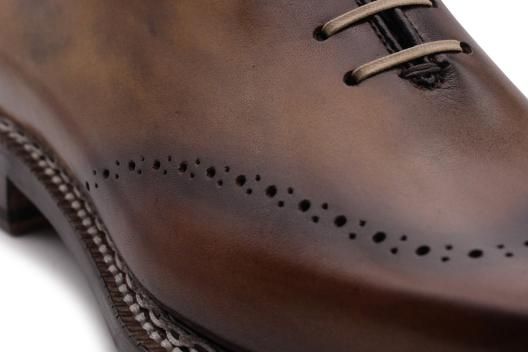 Oxford hand-painted with Norwegian workmanship