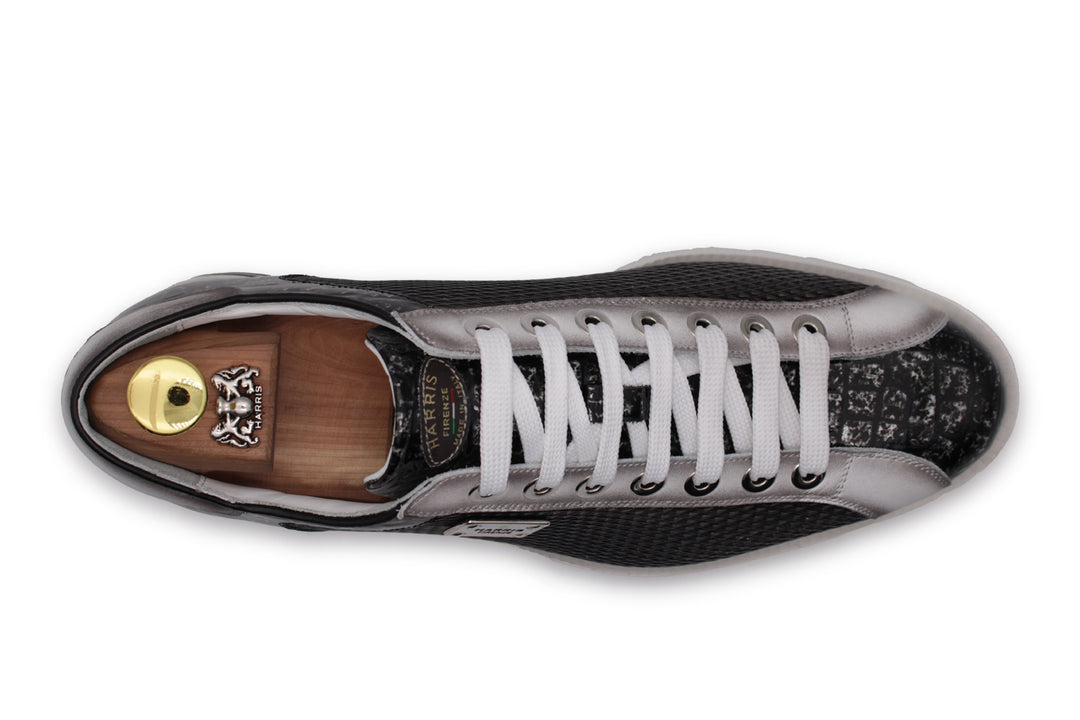 Baskets effet crocodile et perforées