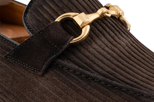 Mocassino in suede con passante