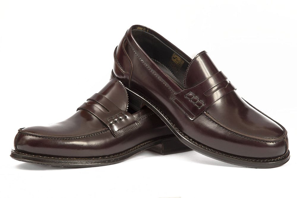 Brushed leather moccasin